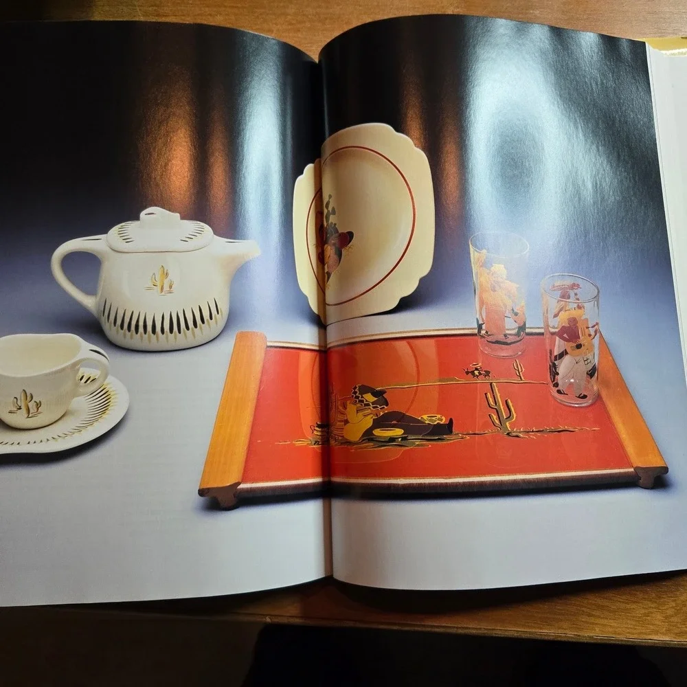 Abrams China and Glass in America‎ 1880-1980 Hardcover Art Book HCDJ